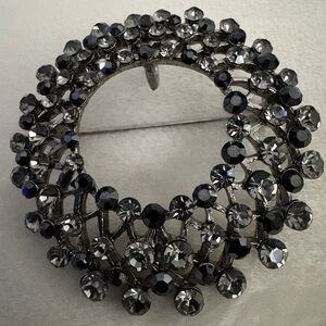 Sophisticated Crystal Brooch in Silver and Black